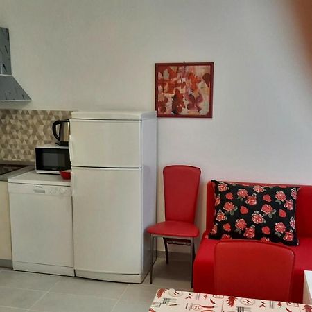 Apartmani Mw, Crveni Apartman Baška Eksteriør billede
