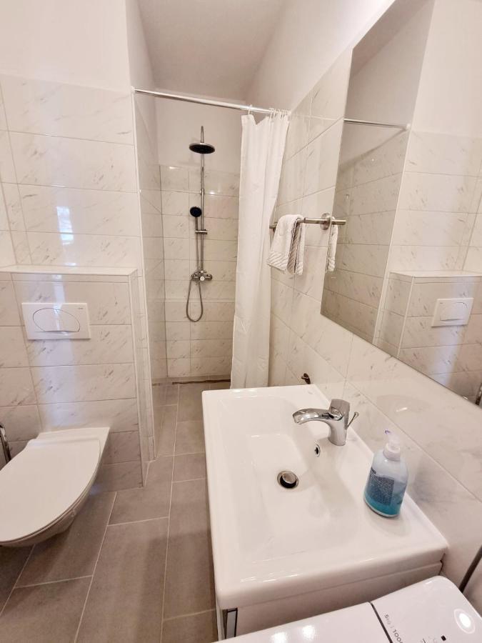 Apartmani Mw, Crveni Apartman Baška Eksteriør billede