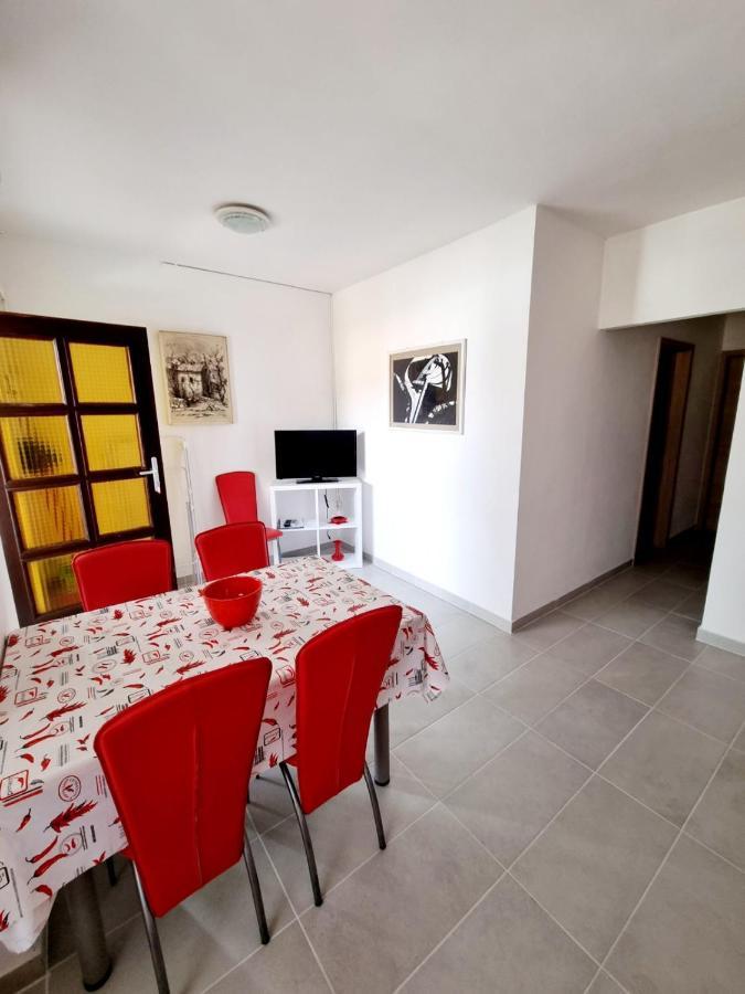 Apartmani Mw, Crveni Apartman Baška Eksteriør billede